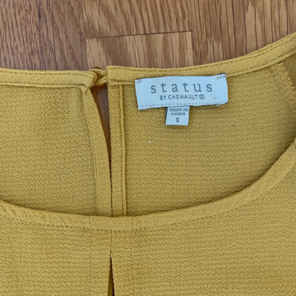 Yellow blouse - Picture 2 of 3